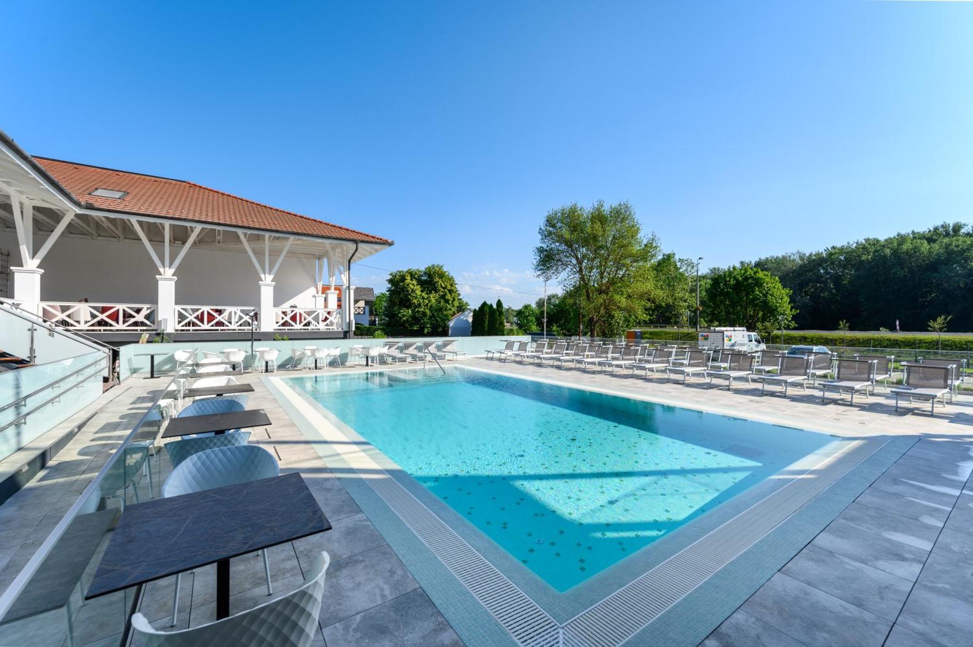 Mercure Tokaj Center Ngoại thất bức ảnh